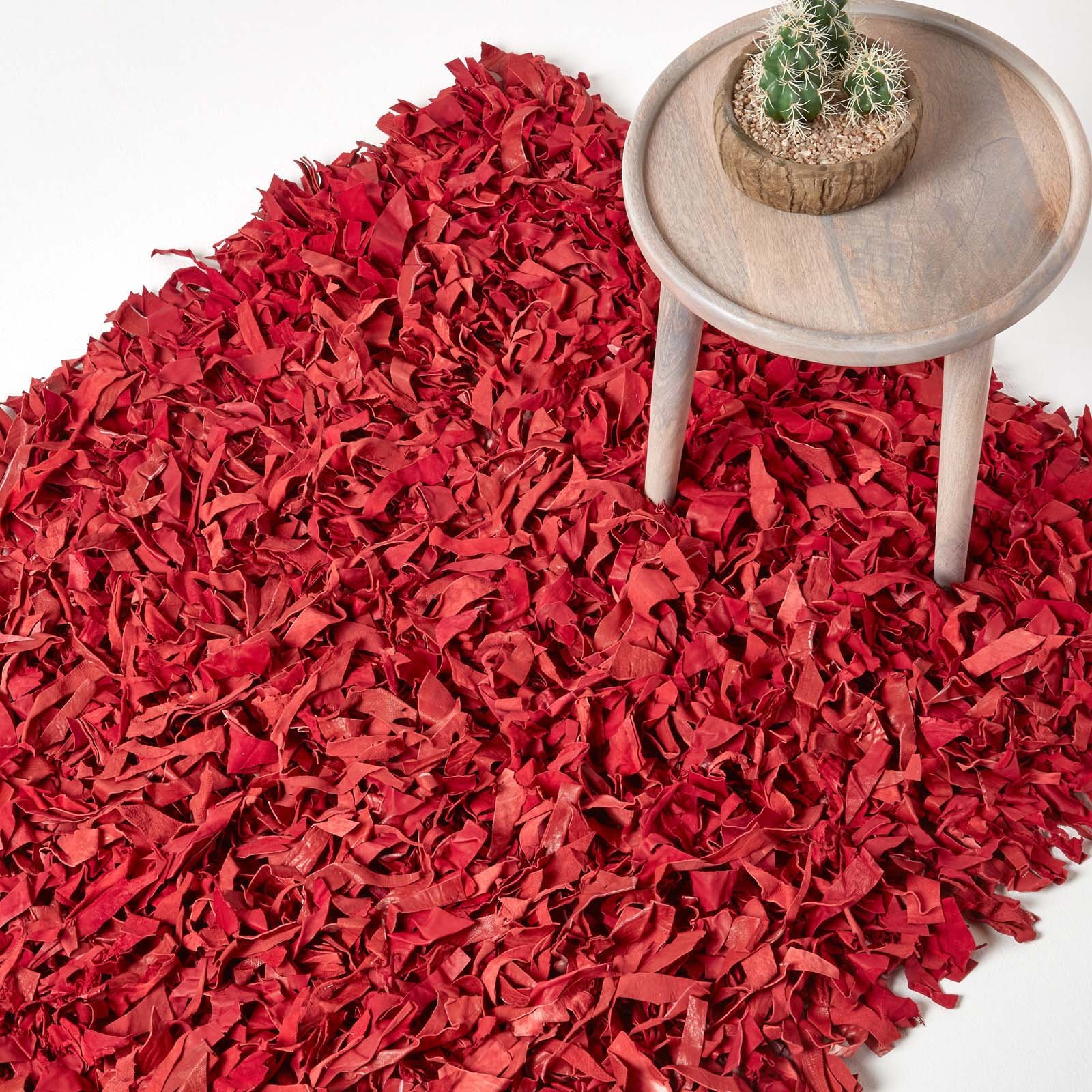 Homescapes Red Dallas Leather Shaggy Rug - 120 x 180cm