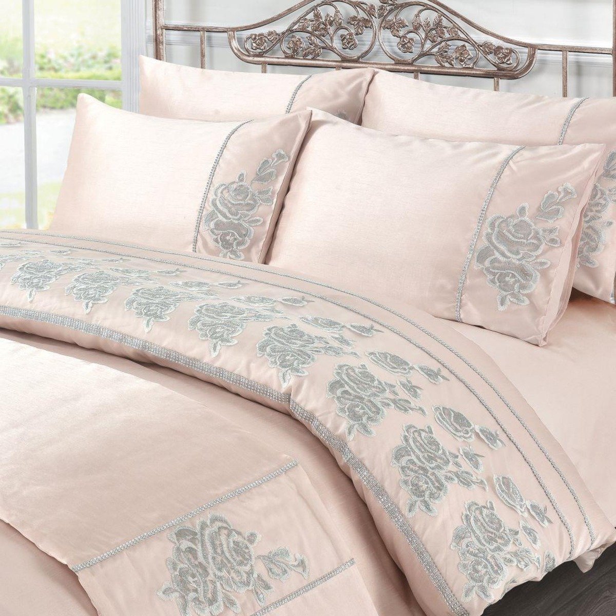 HomeSpace Direct Amara Pink Duvet Cover Set - Double