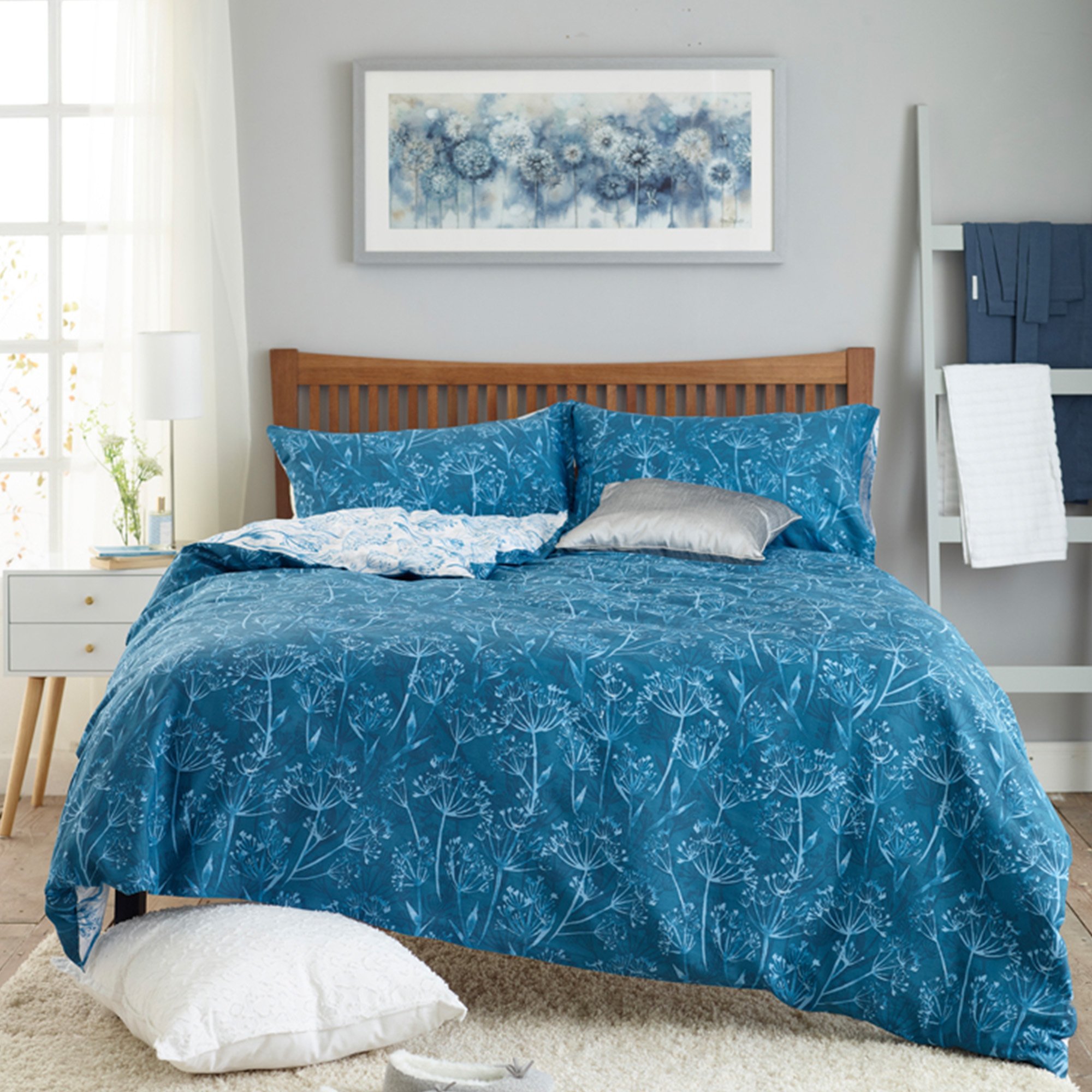 Deyongs Cow Parsley Blue Floral Printed Duvet Set - Super King