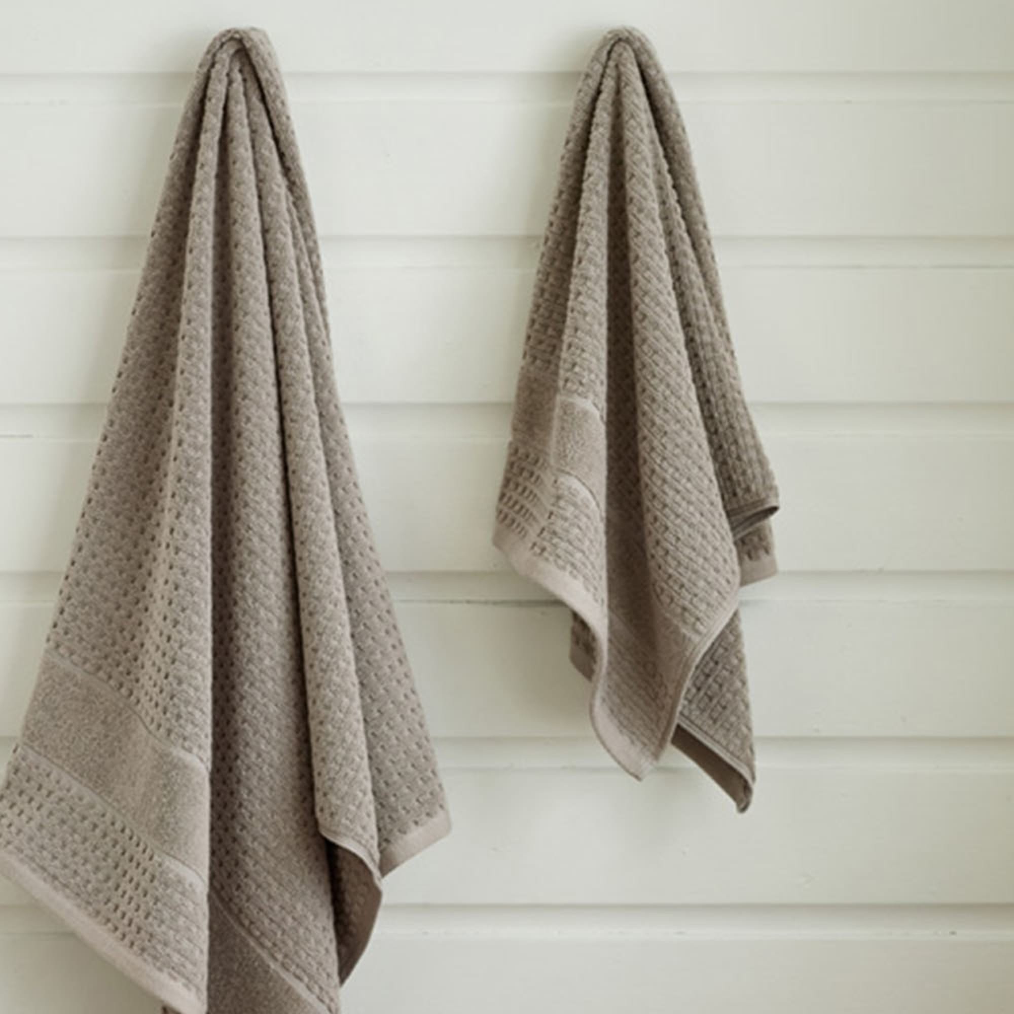 Deyongs Mosley Textured Cotton Hand Towel - Mushroom