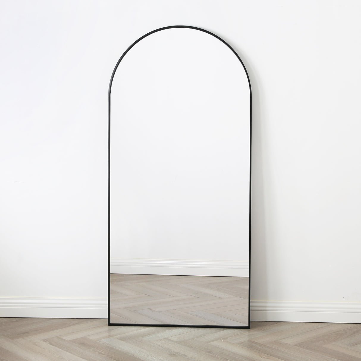 HomeGardenDirect Anax Free standing Arch Framed Mirror 170x80cm - Black