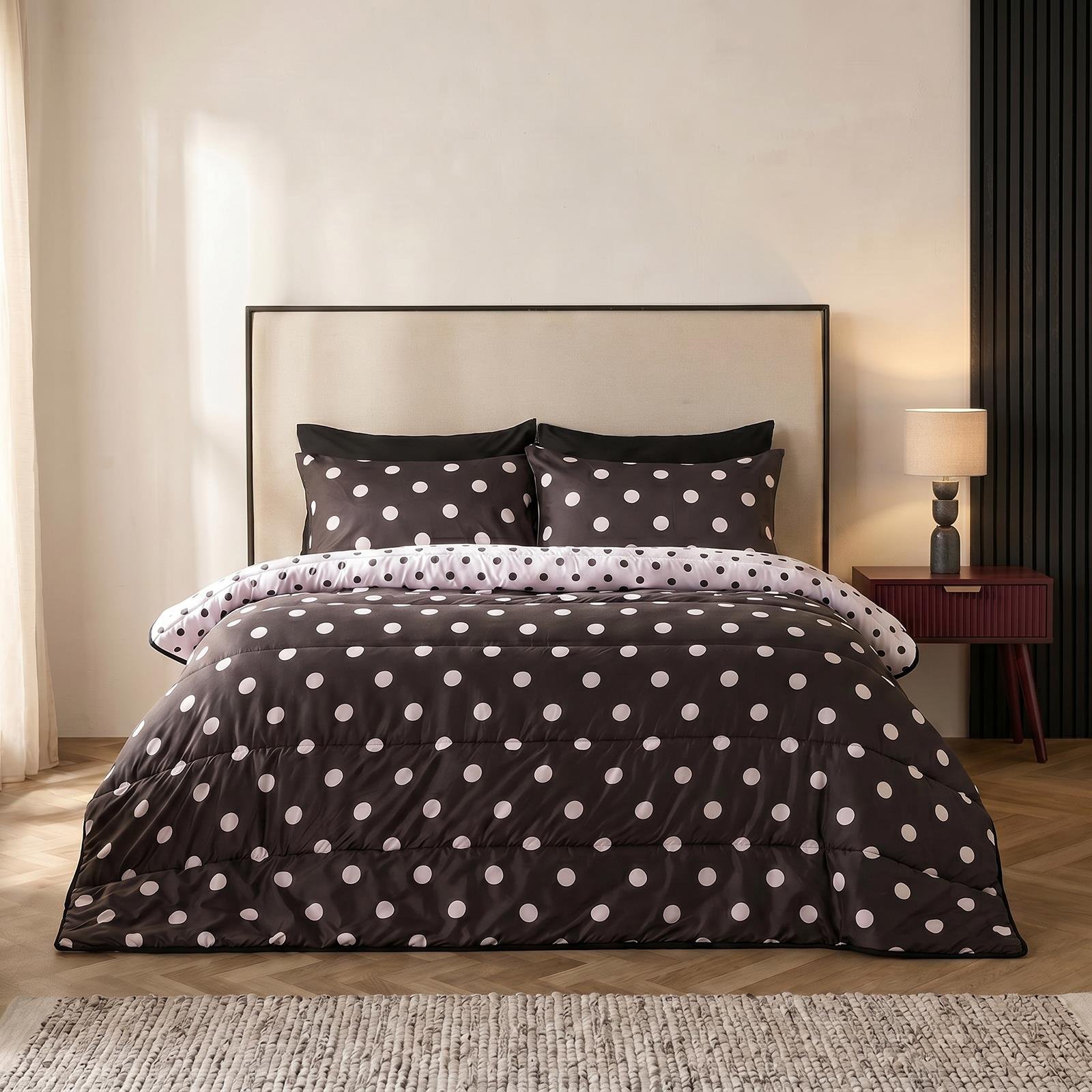 OHS Polka Dot 10.5 Tog Reversible Coverless Duvet Set - Mono - Double