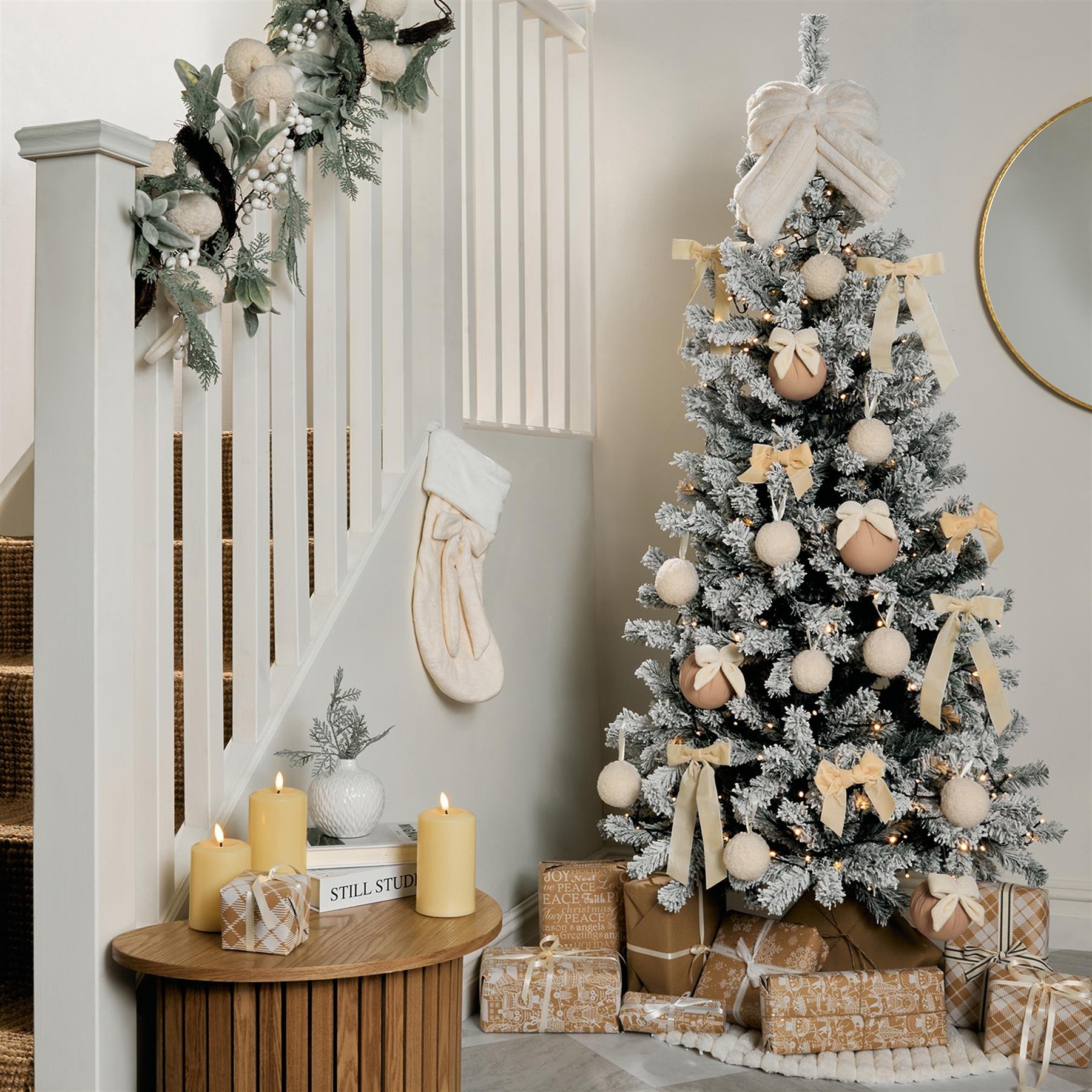 OHS Snowy 6ft 500 Tips Artificial Christmas Tree - White
