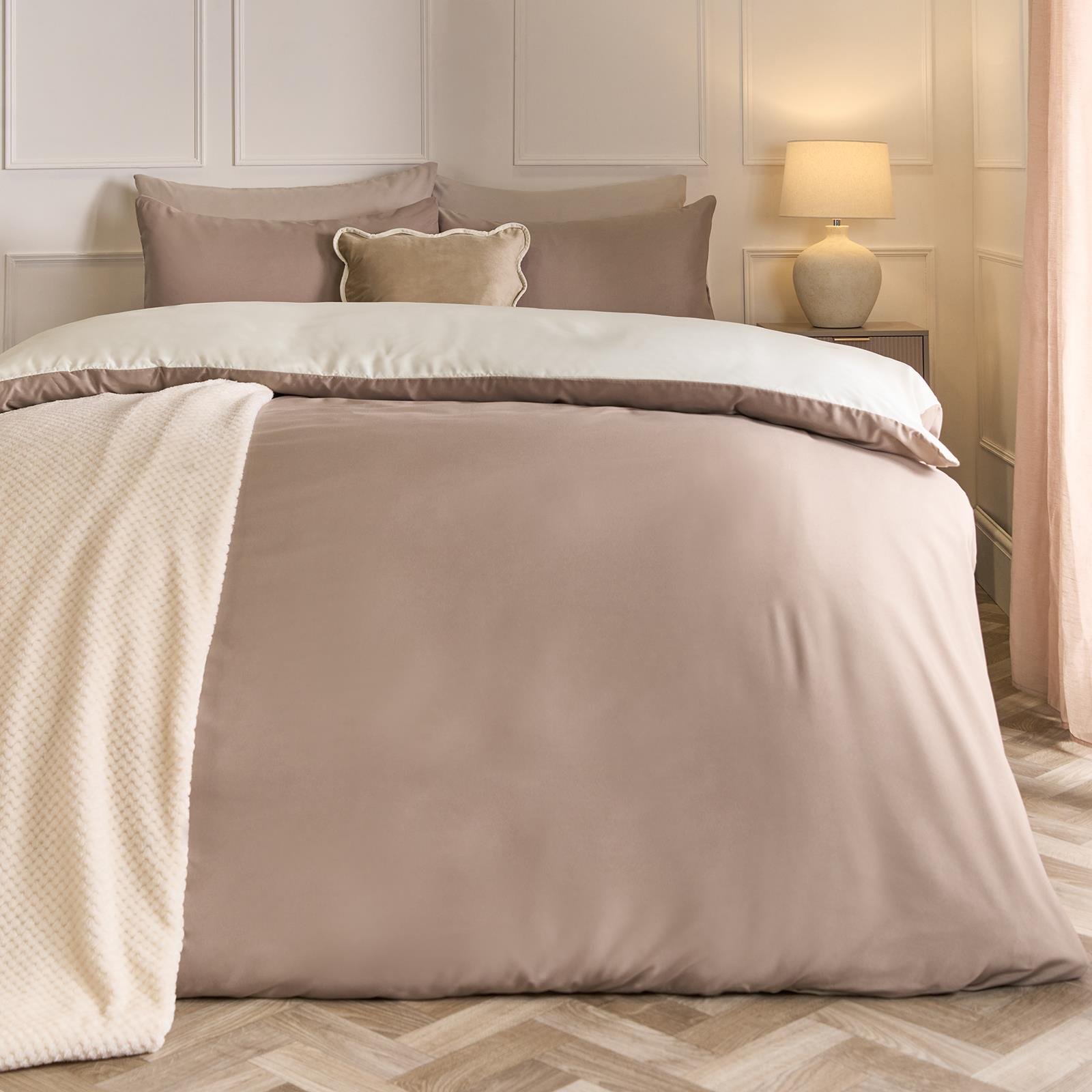 OHS Plain Dyed Reversible Duvet Cover Set Natural/Ivory - King
