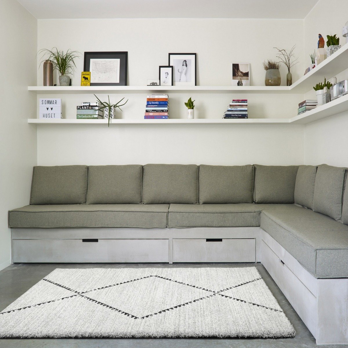 Mega Flooring White Modern Geometric Rug - 160 x 230cm