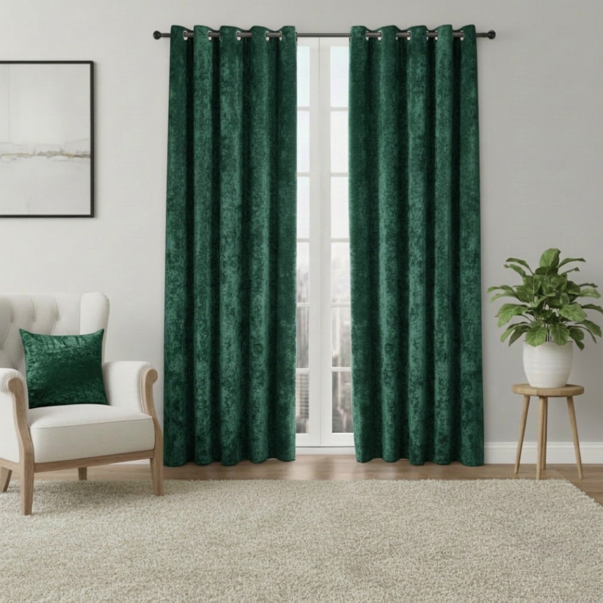 Snug City Crushed Velvet Soft Touch Eyelet Curtains – Emerald Green – 117x137cm