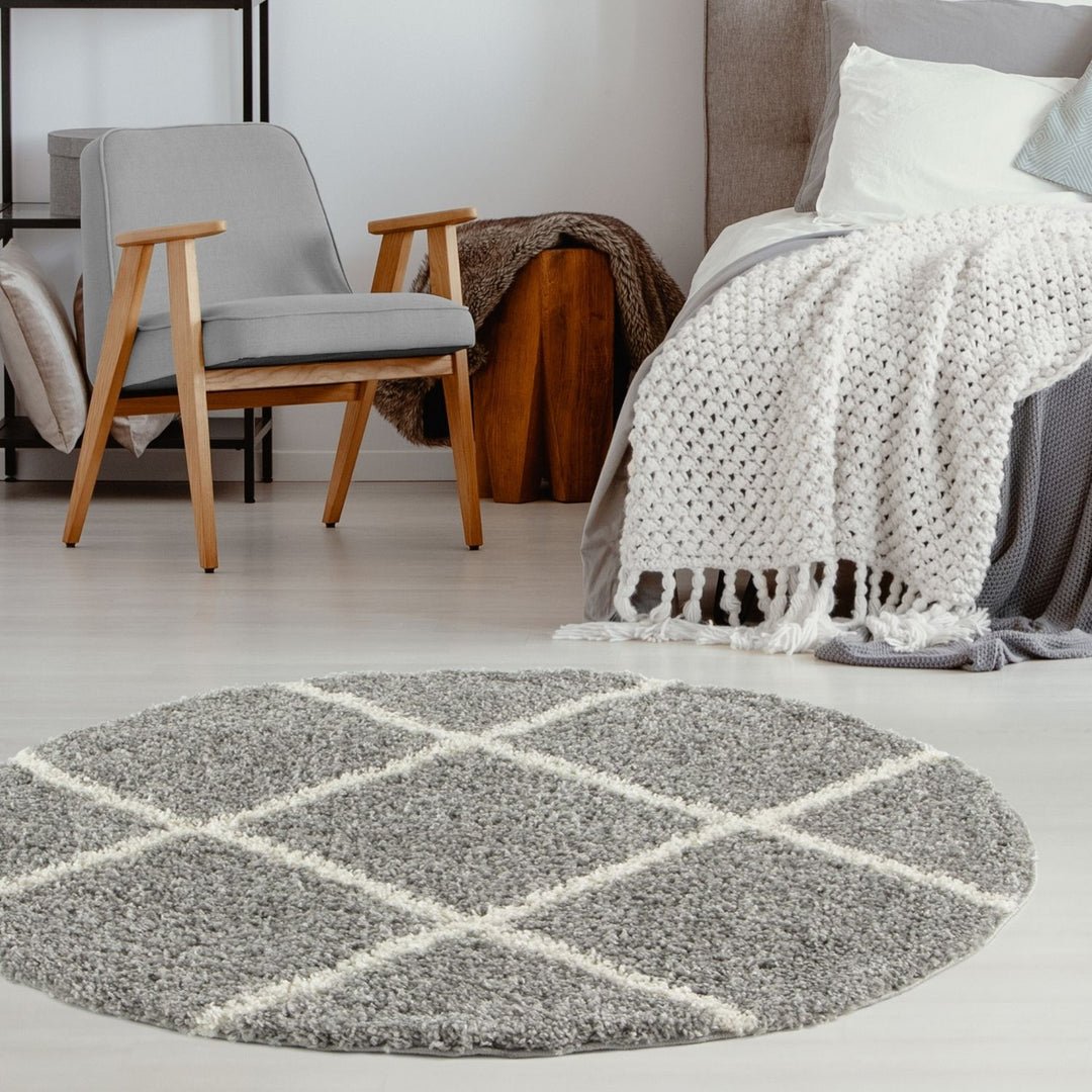 The Rugs Grey Moroccan Shaggy Diamond Round Rug - 120cm