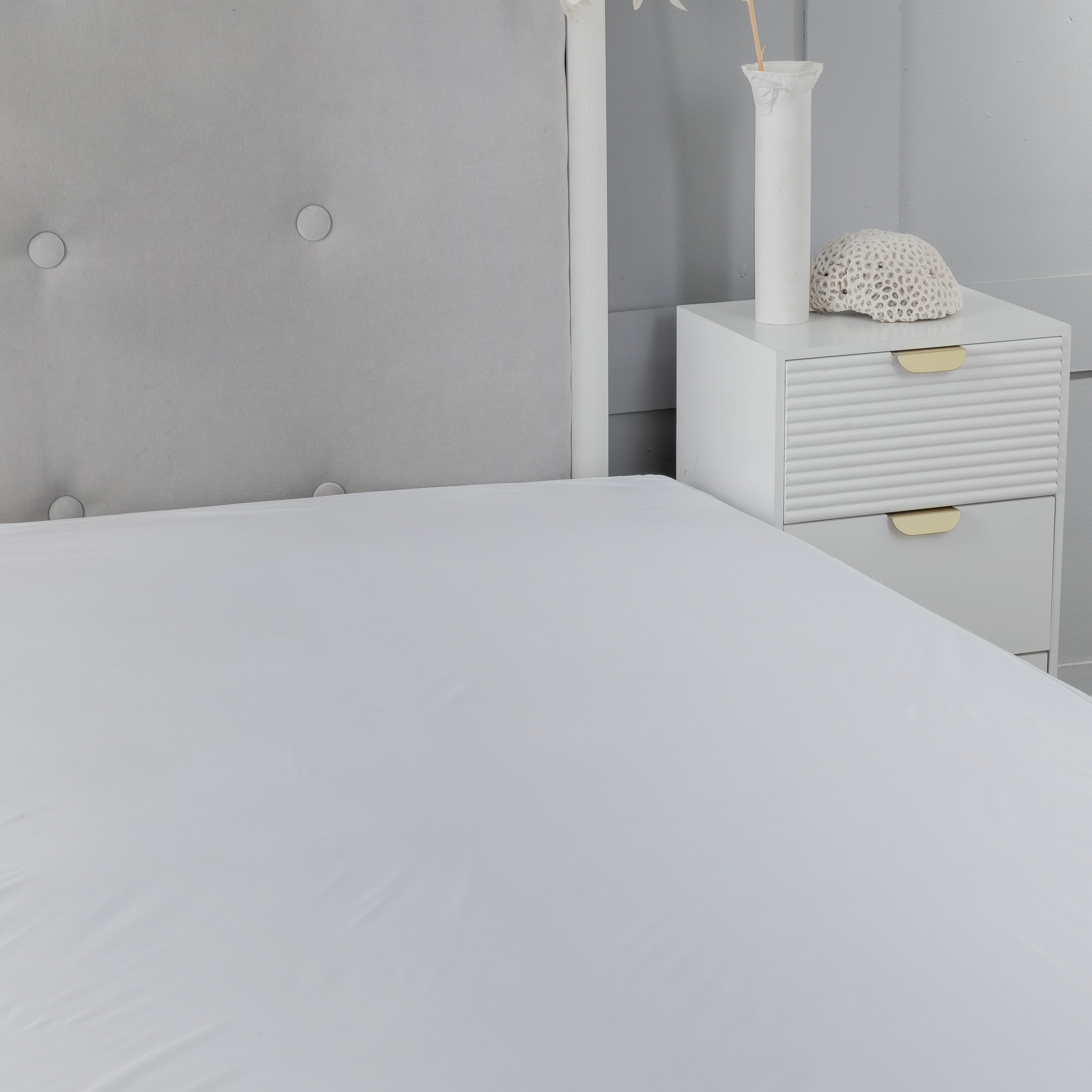 Snug City Waterproof Anti Bed Bug Zipped Mattress Protector - Single