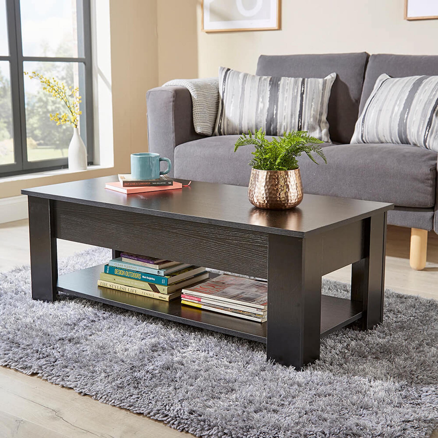 Home Source Orlando Lift Up Coffee Table with Storage Shelf - Black
