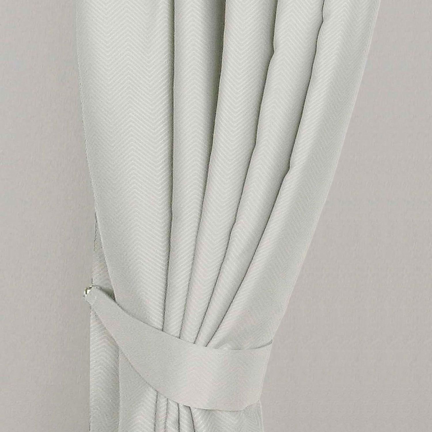 Homescapes Pack of 2 Herringbone Chevron Curtain Tie Backs – Ivory