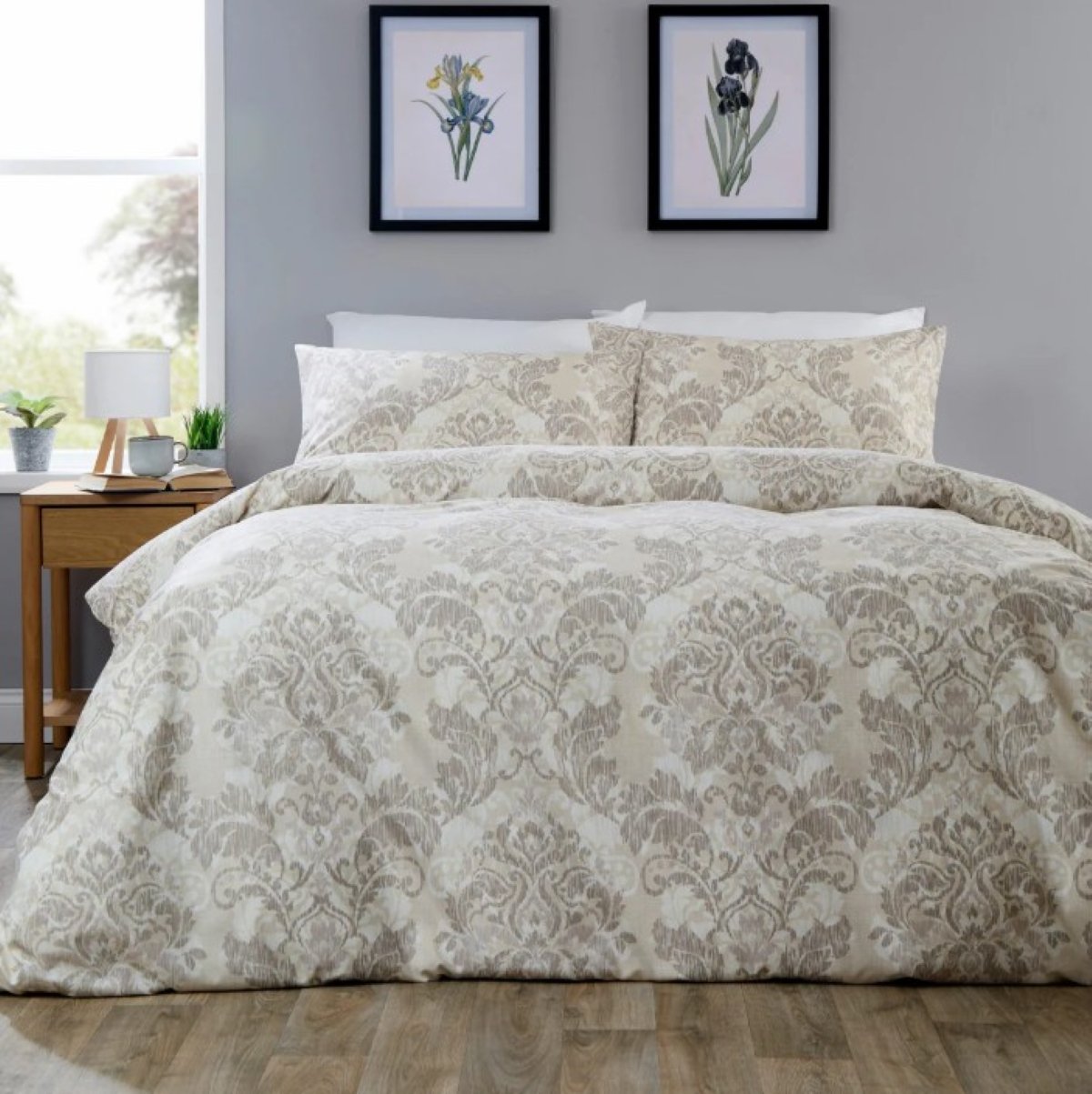 New Edge Blinds Regal Damask Natural Duvet Set - Double