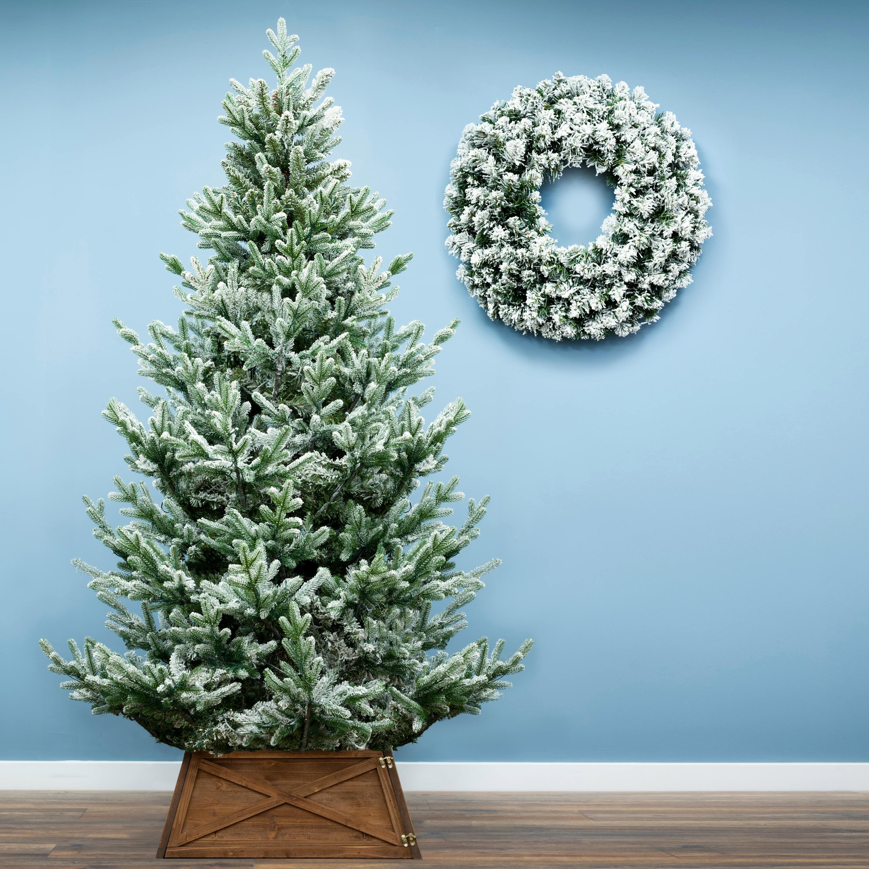 Christmas Tree World 6ft Frosted Ultra Mountain Pine Christmas Tree