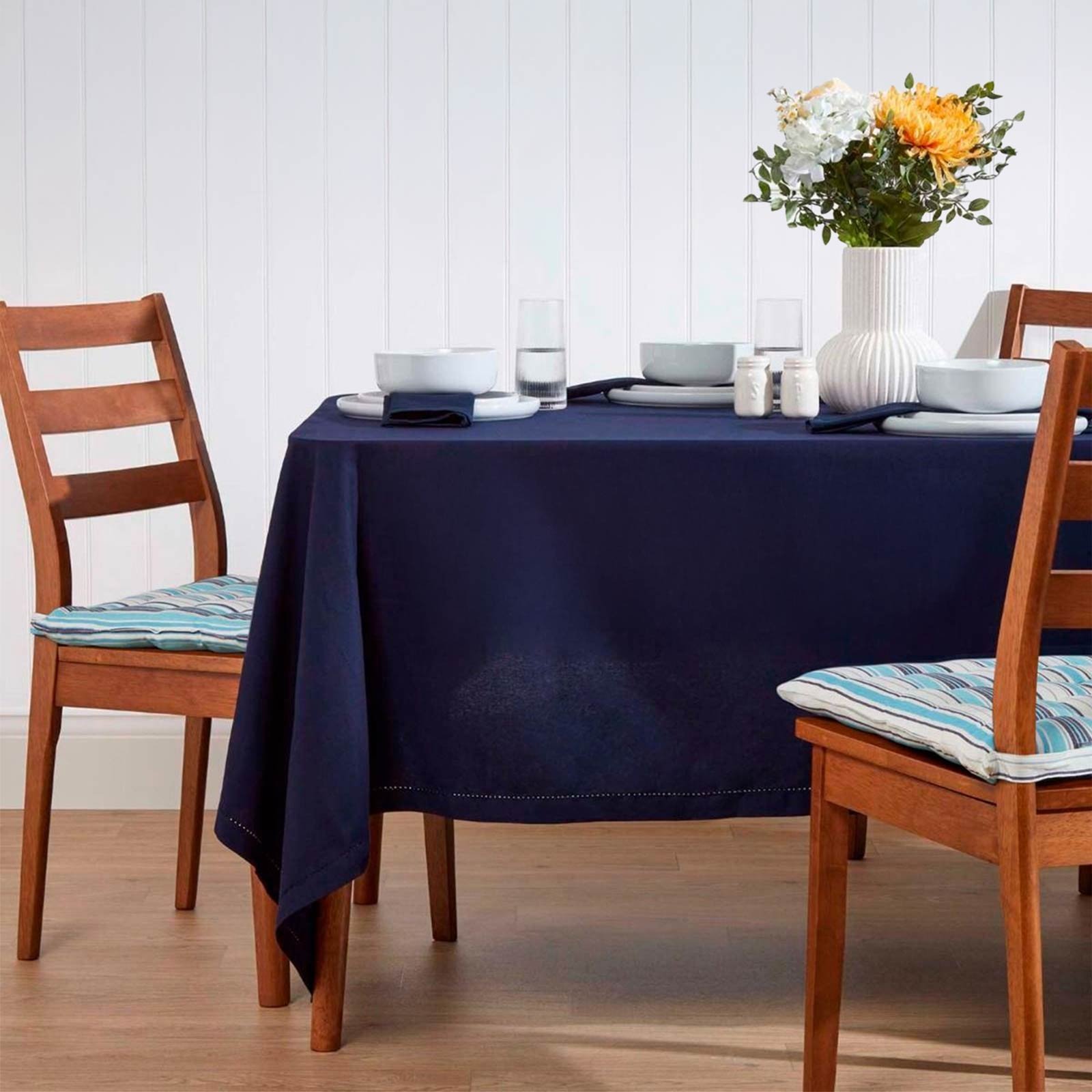 Homescapes Cotton Tablecloth - 178 x 300 cm - Navy Blue