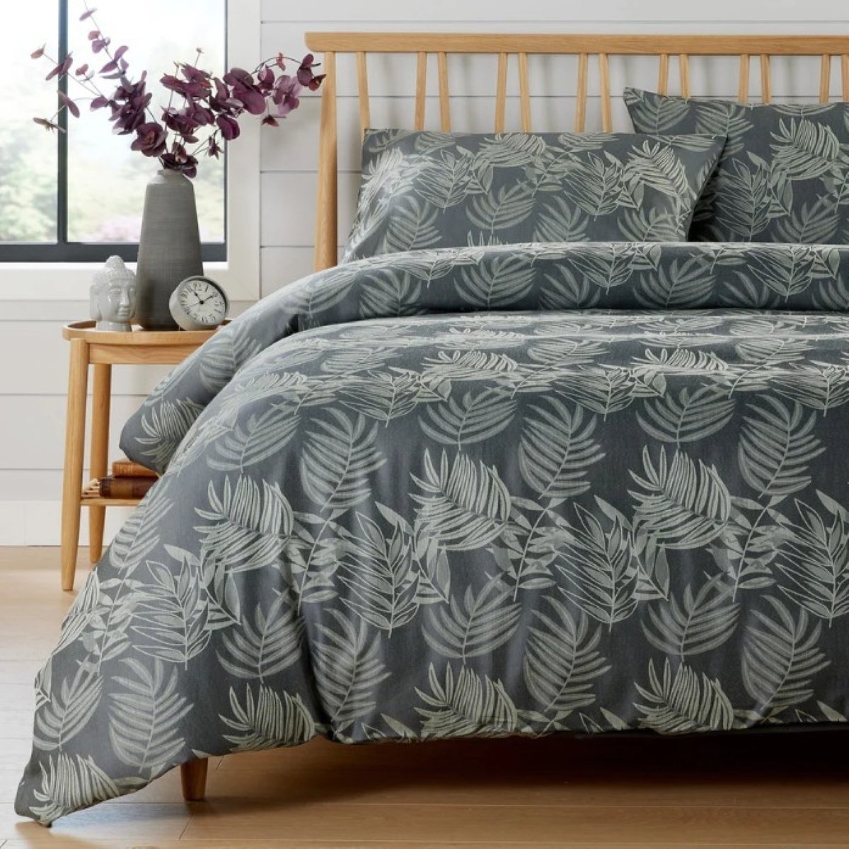 New Edge Blinds Leaf Jacquard Charcoal Duvet Set - Double