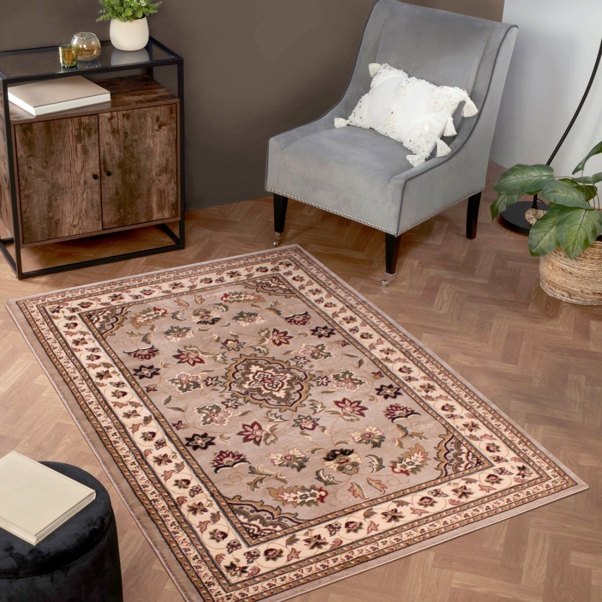 Mega Flooring Beige Traditional Bordered Rug - 80 x 150cm
