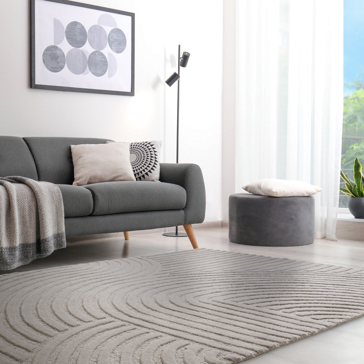 Mega Flooring Silver Handmade Geometric Rug - 120 x 170cm