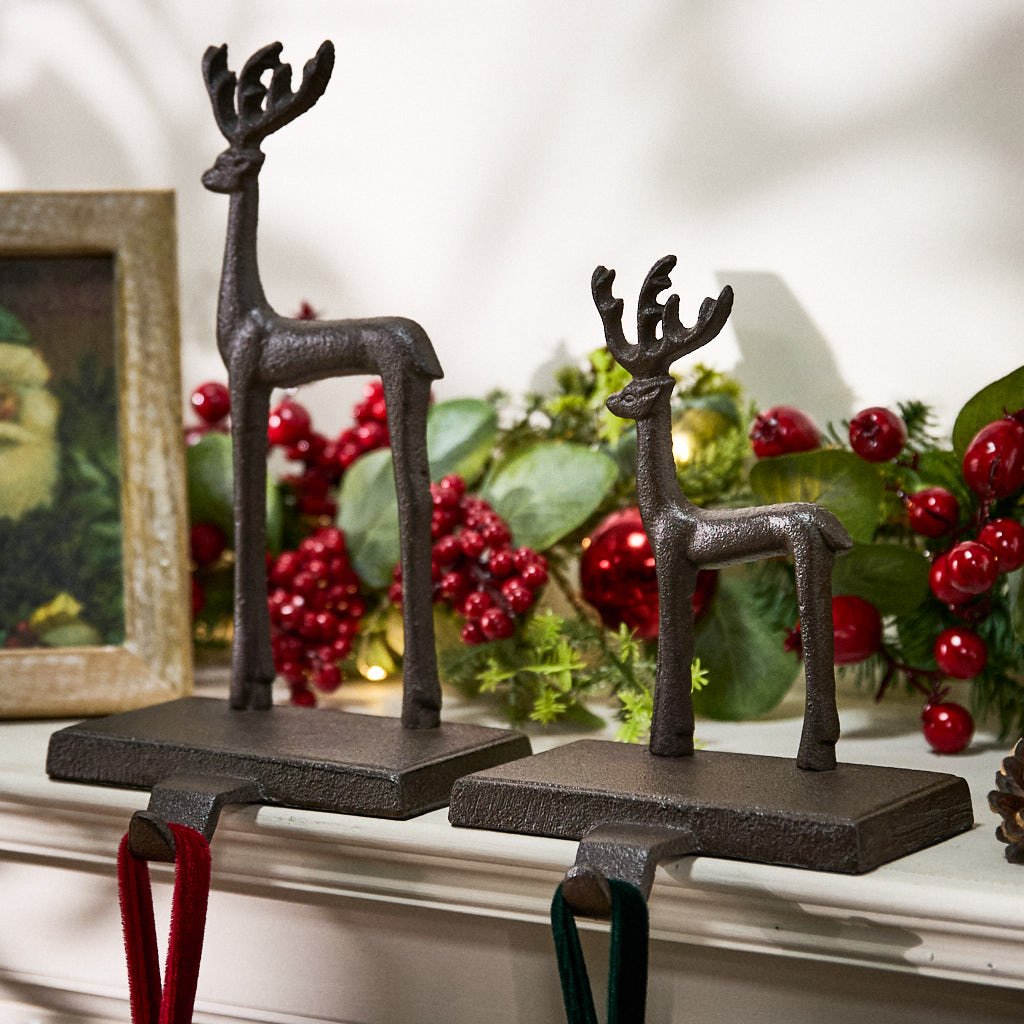 Dibor Cast Iron Christmas Stocking Holders - Brown