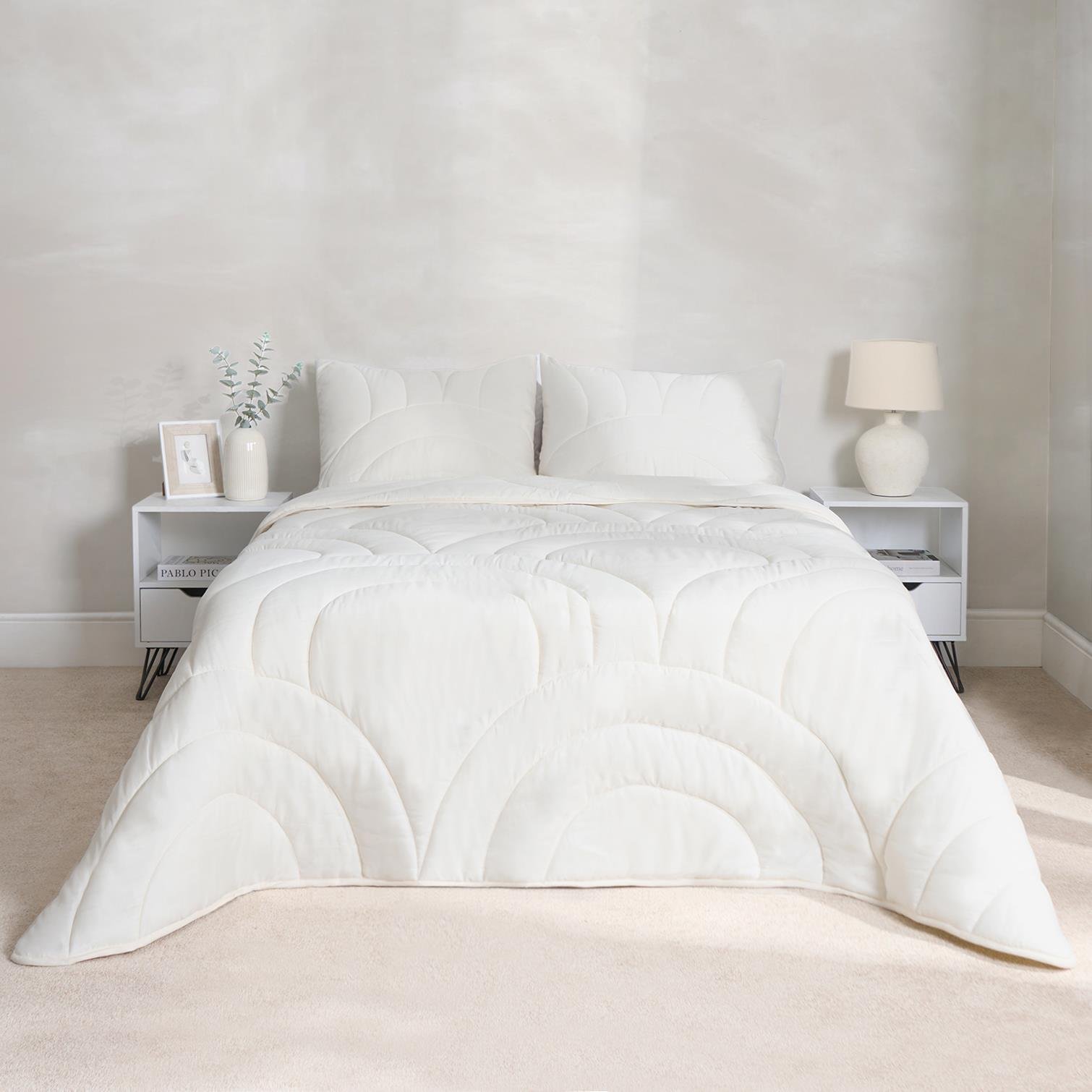 OHS Quilted Arches Coverless 7.5 Tog Duvet Cover Set - Cream - Double