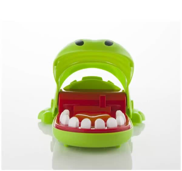 crocodile dentist b&m