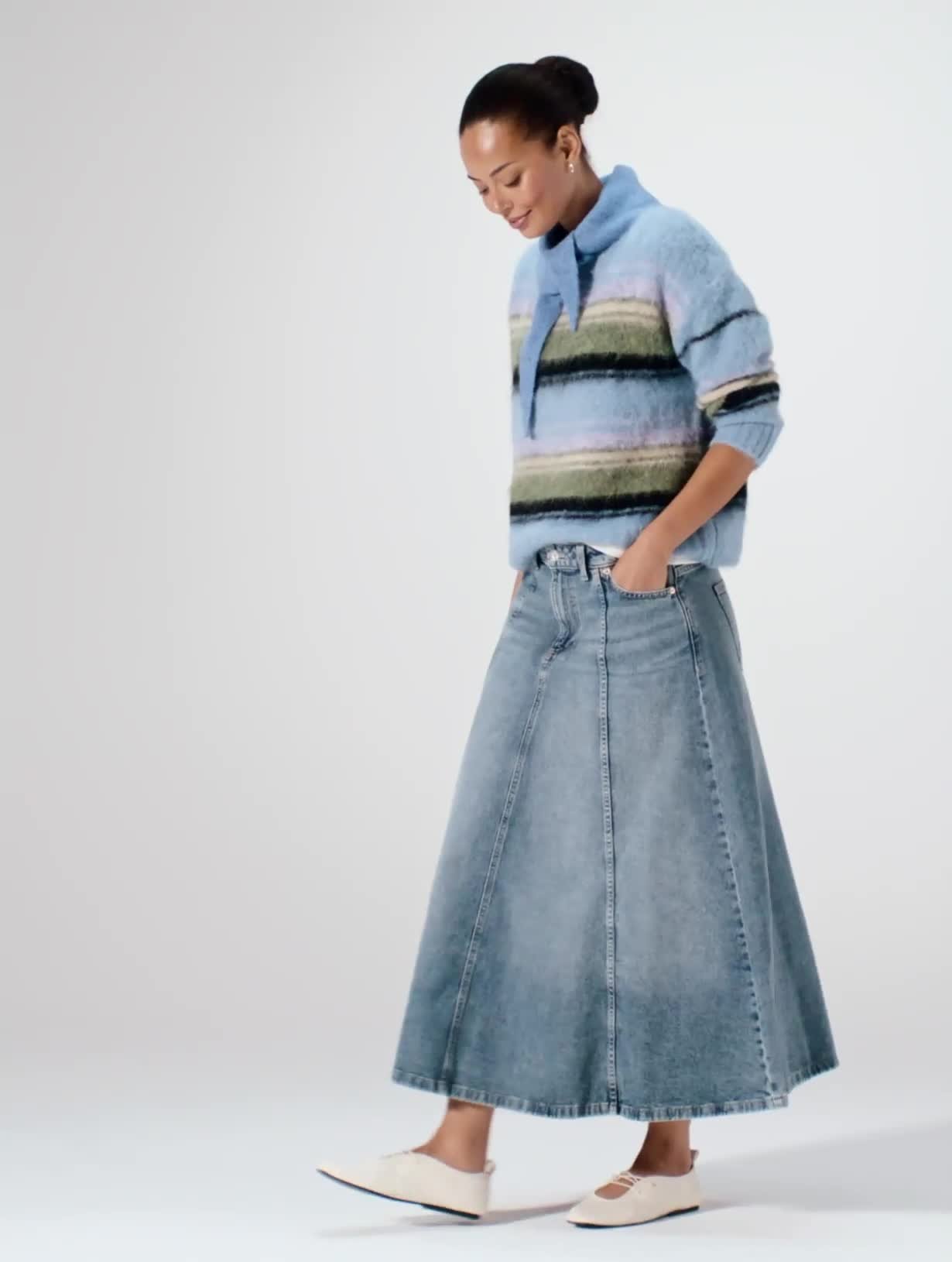 Blue Brushed Knit Stripe Jumper S - Video 1 thumbnail